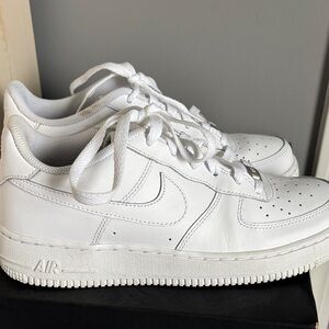 Nike Air AF1 White Leather Sneakers